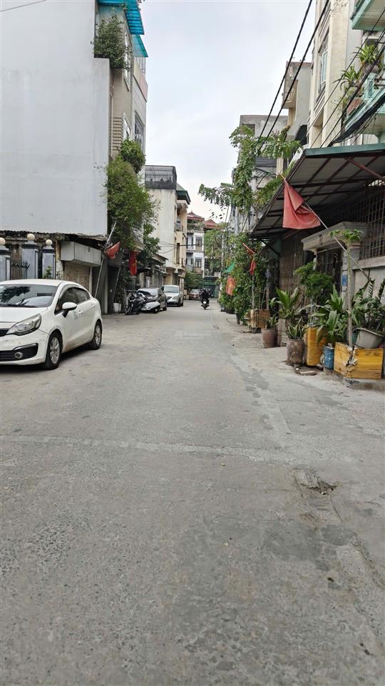 Phân lô đa sỹ ô tô 7chỗ chạy thông5 tầng thang máyx42m2 ngã 5 hà trìbà triệu, hà đông 13tỷ3