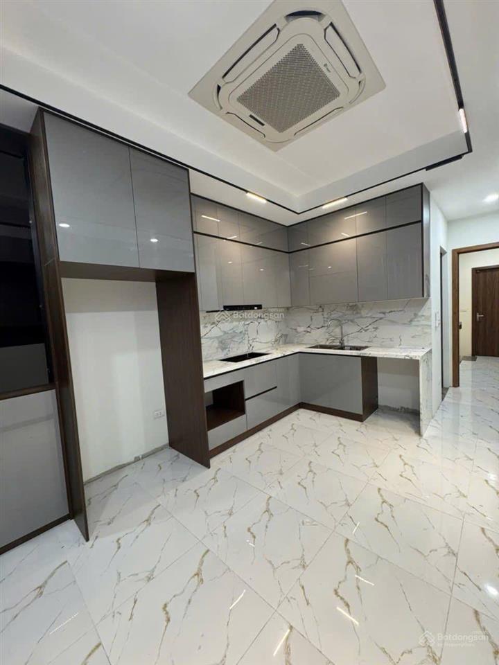 Phân lô đa sỹ ô tô 7chỗ chạy thông5 tầng thang máyx42m2 ngã 5 hà trìbà triệu, hà đông 13tỷ3