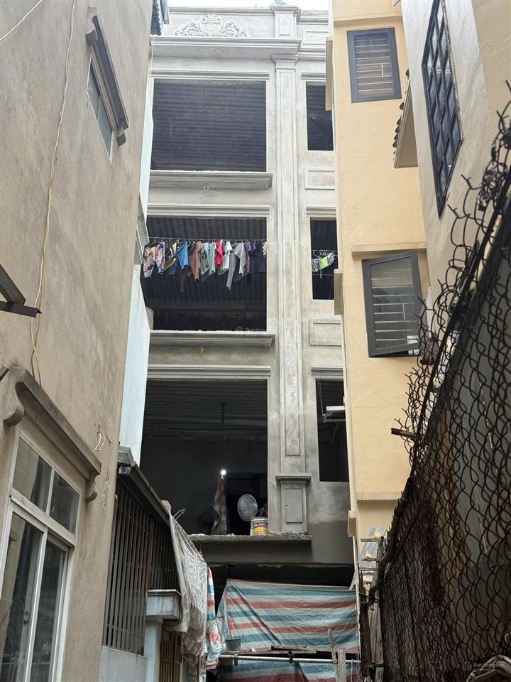 Bán nhà trần phú, mỗ lao, 8tỷ, thang máy 5 tầngx42m2, khu trung tâm nhất hà đông