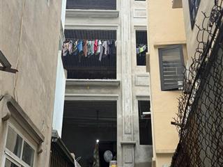 Bán nhà trần phú, mỗ lao, 8tỷ, thang máy 5 tầngx42m2, khu trung tâm nhất hà đông