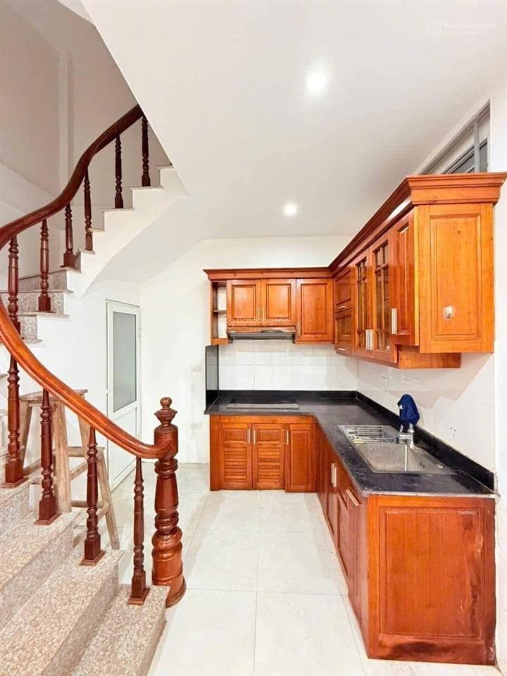 Bán nhà trần phú, 34m2x5 tầng, 7tỷ2, full nội thấtngõ rộng, gần hồ, chợ, đường 18m mỗ lao, hà đông