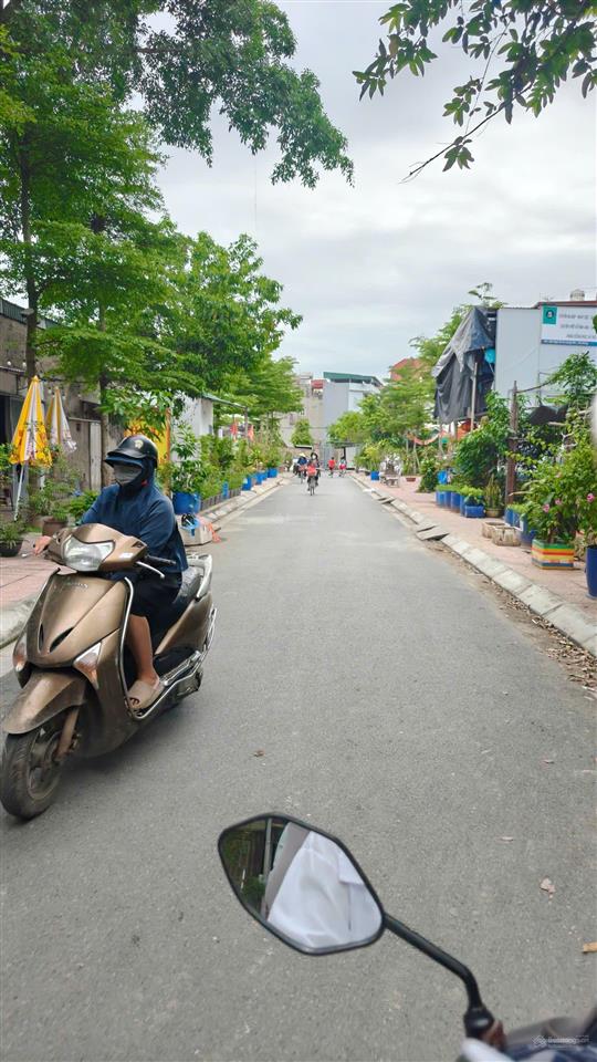8tỷ  nhà 5tx45m2, ngay khu vui chơi, ngõ 20 lê trọng tấn, đối diện kđt parkcity la khê hà đông