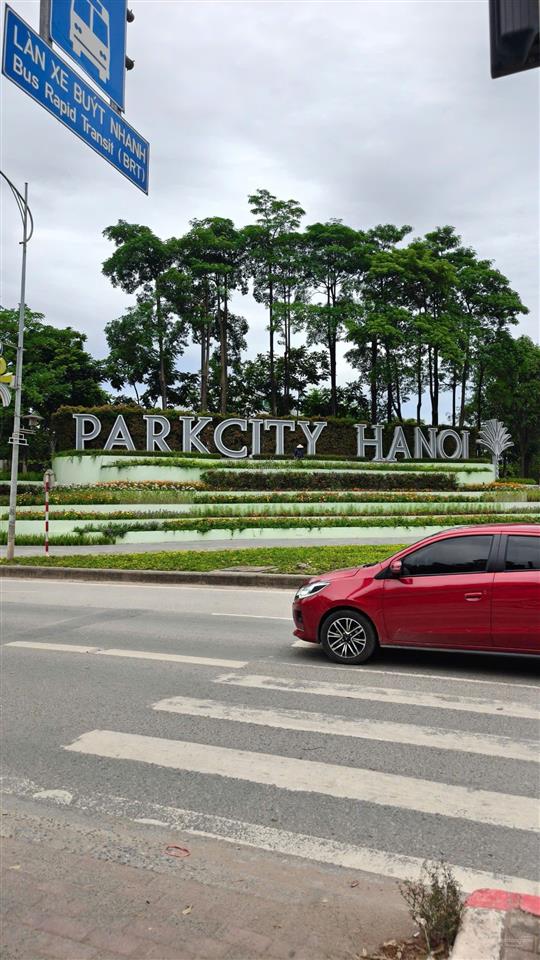 8tỷ  nhà 5tx45m2, ngay khu vui chơi, ngõ 20 lê trọng tấn, đối diện kđt parkcity la khê hà đông
