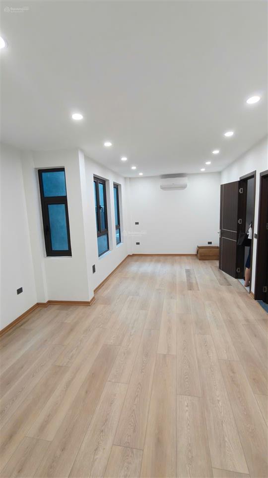 8tỷ  nhà 5tx45m2, ngay khu vui chơi, ngõ 20 lê trọng tấn, đối diện kđt parkcity la khê hà đông