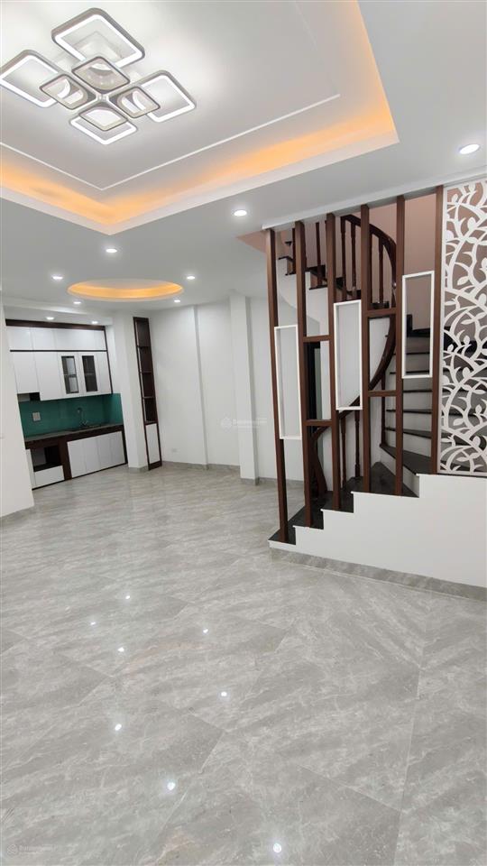 7 tỷ hơn  nhà 40/47m2, ba mặt thoáng, 4 tầng ngay chợ đại linh trung văn  hàng trong phân khúc
