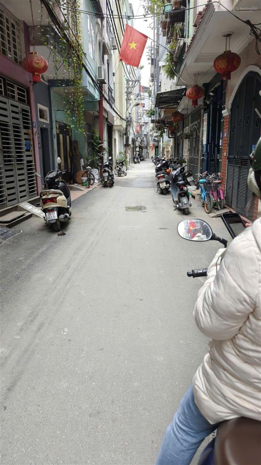 Phân lô vạn phúc, hà đông cách phố chính 10m, ngõ thông ôtô qua nhà,hơn 9đ 40m2 mt 5m kinh doanh.