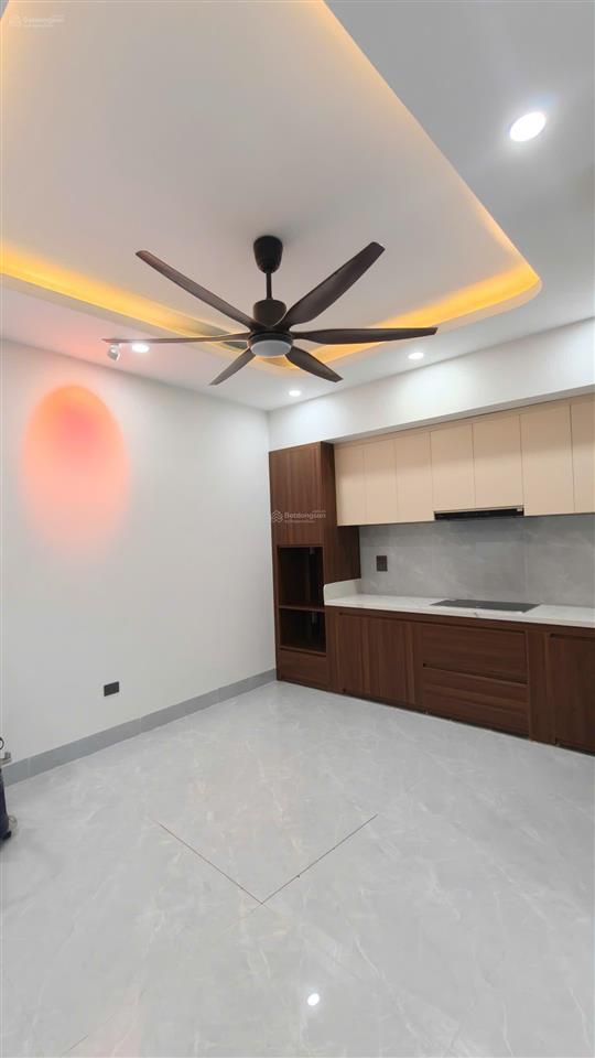 Bán nhà trần phú, mỗ lao, hà đông, hiếm có 1 căn mới 5 tầng thang máy sổ 42m2, 8tỷ