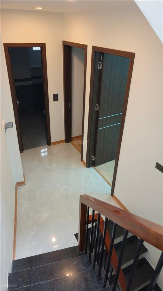 Bán nhà trần phú, mỗ lao, hà đông, hiếm có 1 căn mới 5 tầng thang máy sổ 42m2, 8tỷ