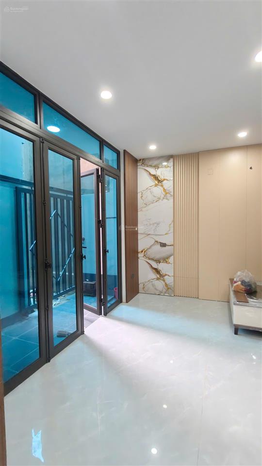 Bán nhà trần phú, mỗ lao, hà đông, hiếm có 1 căn mới 5 tầng thang máy sổ 42m2, 8tỷ