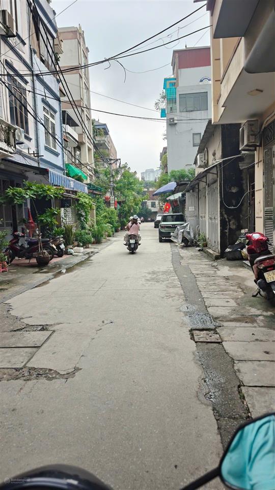 Bán nhà lô góc 3 ô tô tránh nhau, kinh doanh, mt4m  nhỉnh 7 tỷ, cuối đường bà triệu, hà đông