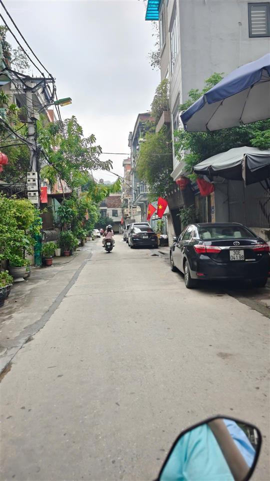 Bán nhà lô góc 3 ô tô tránh nhau, kinh doanh, mt 4m  7tỷ, cuối đường bà triệu, hà đông