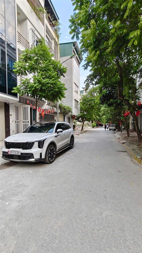 Bán nhà 7tầng thang máy, kinh doanh đường vỉa hè rộng, ngay ngã tư xa la  kiến hưng, hà đông 14tỷ