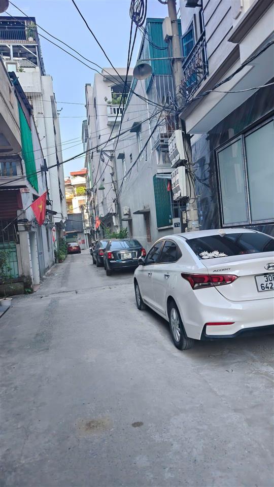 Bán gấp phân lô ô tô  xa la, hà đông, 45m2 hai ngõ thoáng chỉ nhỉnh 9 tỷ