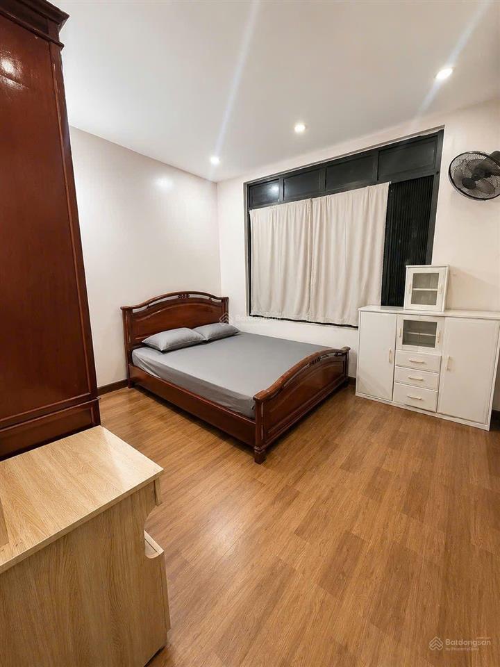Chủ cần bán gấp nhà ngõ phố bà triệu, hà đông, cạnh c3 lê lợi  41m2 x 4 tầng hơn 7 tỷ,