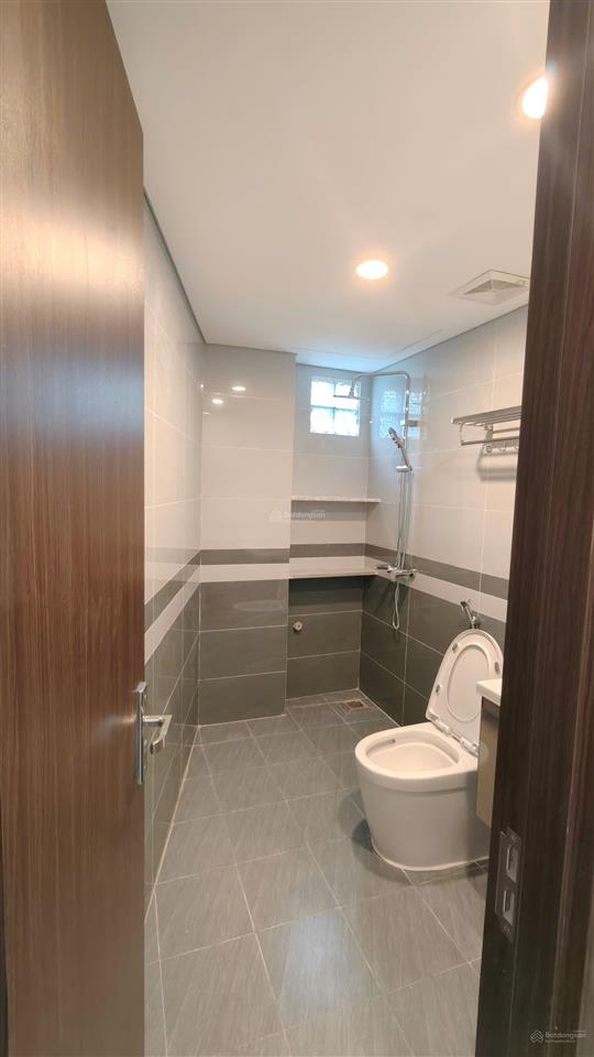Hơn 7 tỷ la khê hà đông 45m2 x 4 tầng, 10m ra sân chơi công viên, ô tô tránh, đỗ ngày đêm.
