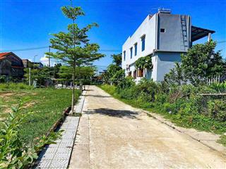 02 lô liền kề cực đẹp  ngay sau chợ lệ trạch