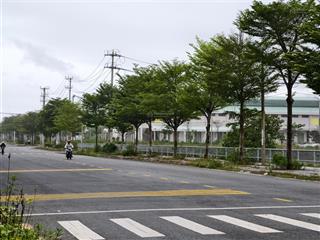 Gà đẻ trứng vàng cho nđt tại phố chợ bà rén  sát ql1a  dòng tiền ổn định