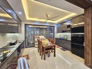 Bán gấp trước tết căn lk ngô thì nhậm  45m² 5t16.6 tỷ nhà đẹp ở ngay đón tết