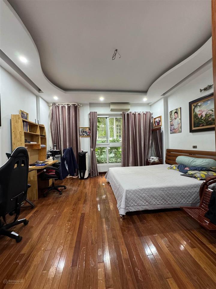 Bán nhà lk trung tâm kđt văn khê hà đông 49m²5 tầng 14.18 tỷ chị thuỷ cần bán gấp