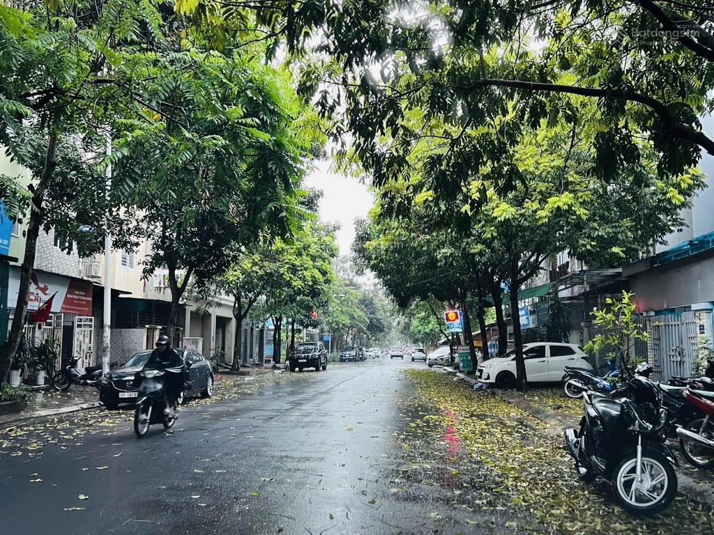 Căn duy nhấtnông quốc chấnla khê  hà đông83m²mt 5m5 tầng giá 27.9 tỷ chủ cần bán nhanh