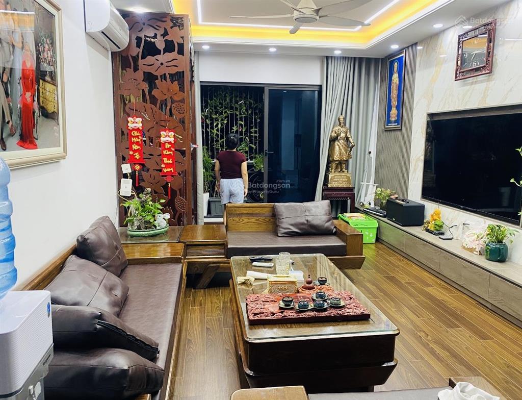 Trung tâm mỗ lao hà đông  34m2 5 tầng  7.23 tỷ nhà đẹp ở ngay chủ cần bán