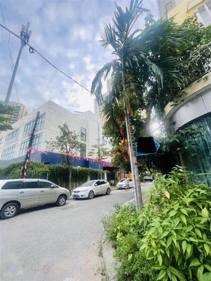 Bán căn 82.5m² 18.6 tỷ liền kề kđt văn khê hà đông