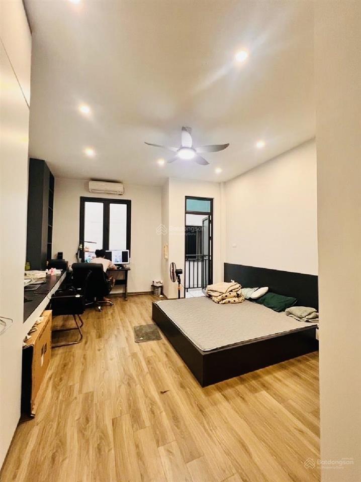 Nhà đẹp chủ cần bán  35m²  7.2 tỷ  trung tâm mỗ lao nguyễn văn lộc hà đông