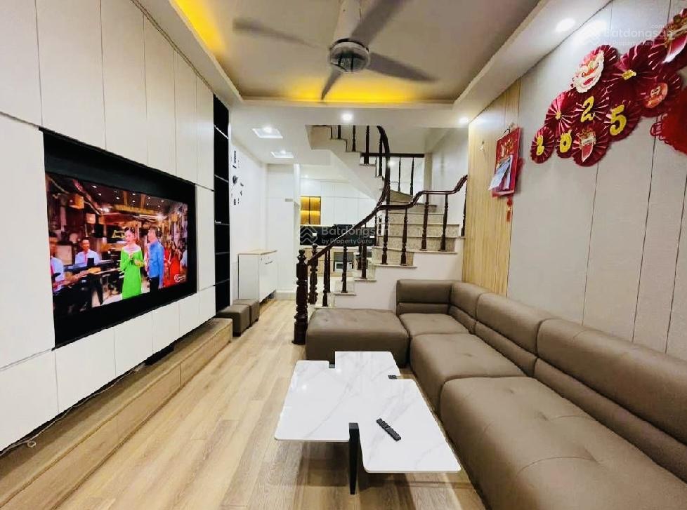 Nhà đẹp chủ cần bán  35m²  7.2 tỷ  trung tâm mỗ lao nguyễn văn lộc hà đông