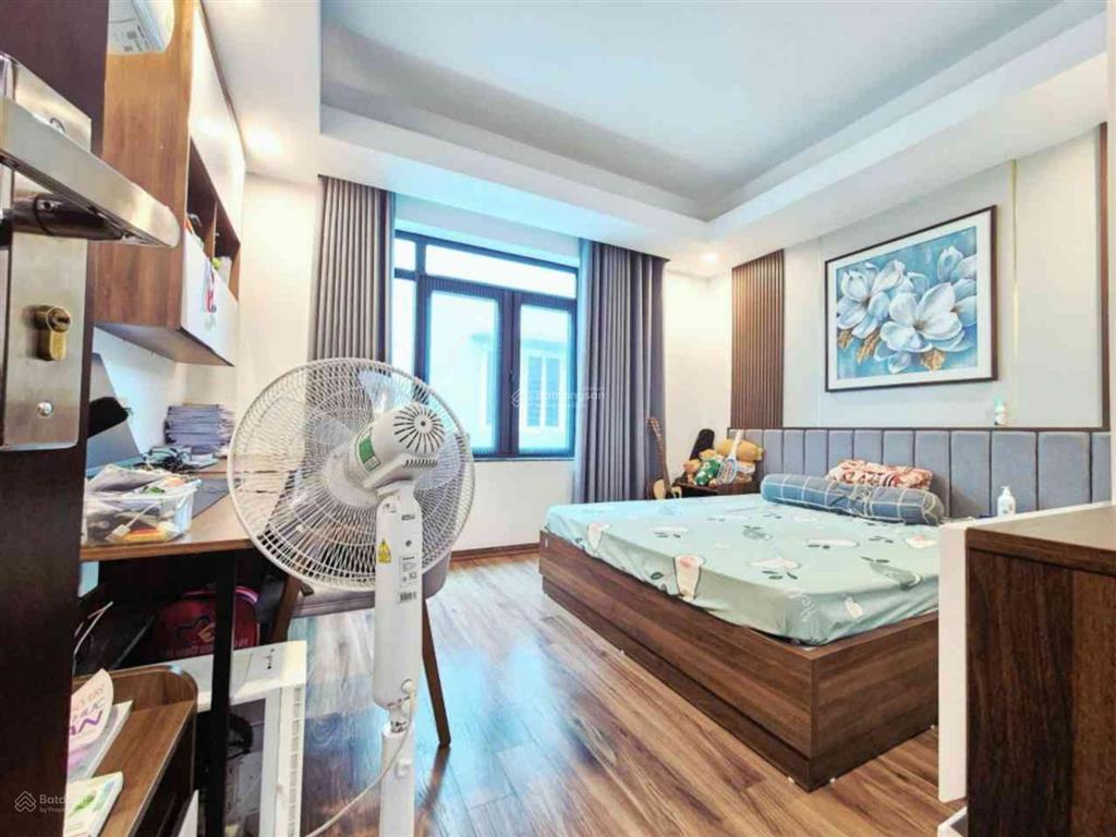 Bán căn liền kề 70m2 6 tầng thang máy 24,5 tỷ kđt văn quán hà đông