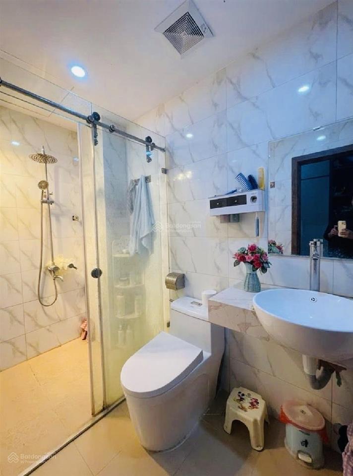 Trung tâm vạn phúc hà đông nhà 35m²  5 tầng  6.9 tỷ nhà đẹp chủ cần bán gấp