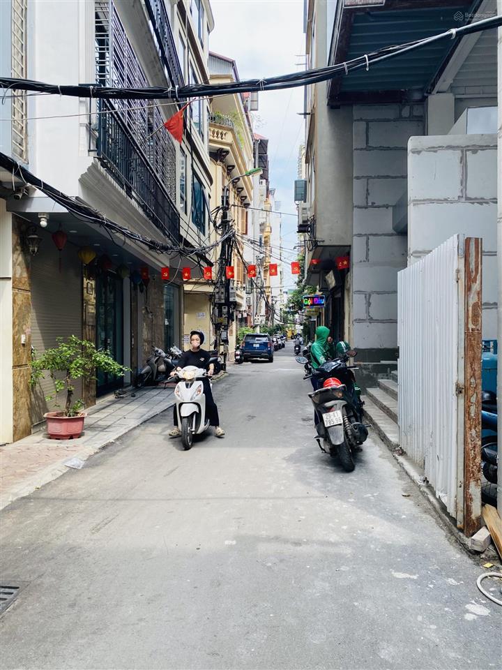 Chính chủ bán gấp 78m2 mt 4m nhà c4, 22.6 tỷ ô tô 7 chỗ vào nhà vũ ngọc phan đống đa hà nội