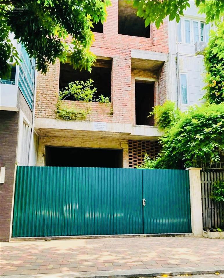 Bán gấp căn lk nông quốc chấn, 83m2, mặt tiền 5m, 18,6 tỷ, kđt văn khê, hà đông