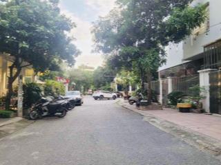 Bán gấp căn lk nông quốc chấn  83m2  mặt tiền 5m  18,6 tỷ  kđt văn khê  hà đông