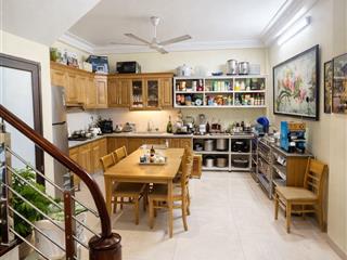 Bán căn 36m25 tầng 8.05 tỷ vạn phúc hà đông ô tô đỗ cổng nhà đẹp chủ cần bán gấp