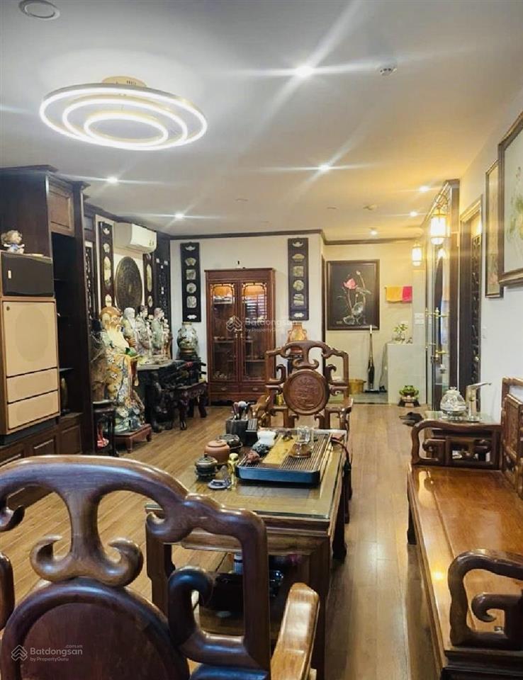 Trung tâm kđt văn quán nhà lk 72m2, 6t, mt 5m, 20.95 tỷ chủ cần bán gấp