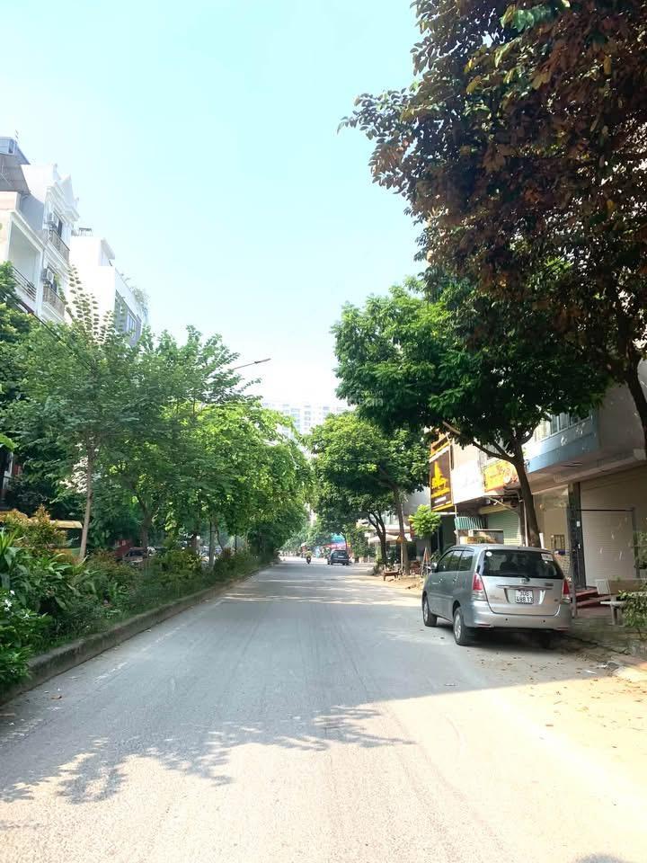 Bán căn lk vạn bảo 55m²  7 tầng thang máy 17.6 tỷ vạn phúc hà đông