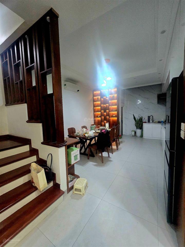Bán nhanh căn 79m2  mt 4.5m 4 tầng 23.4 tỷ lk làng việt kiều châu âu mỗ lao  hà đông