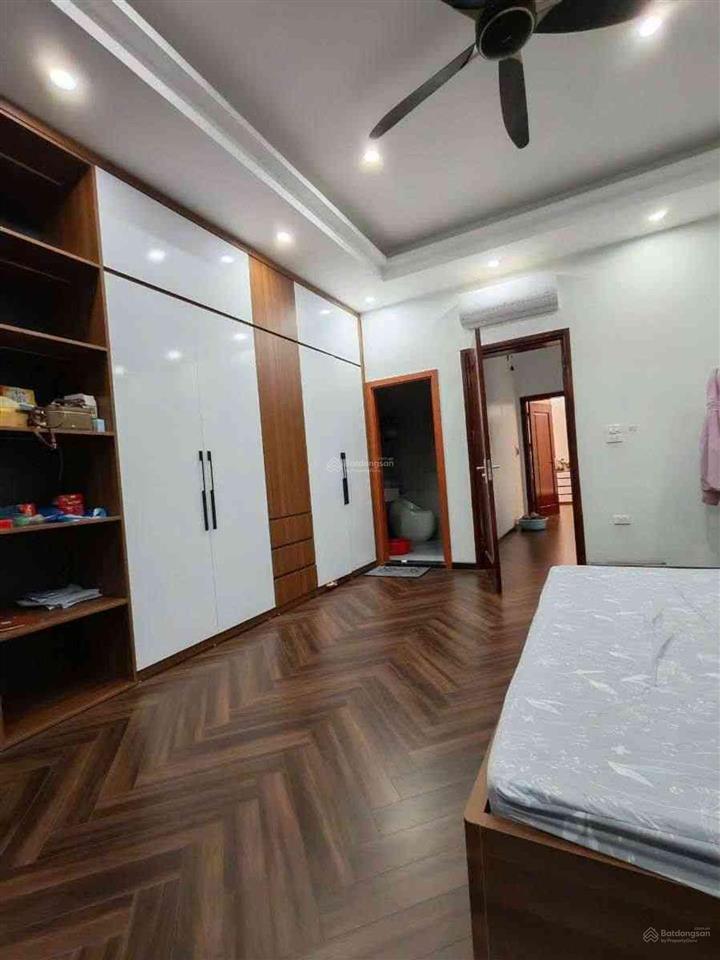 Bán căn 83m2, 5 tầng thang máy, mặt tiền 5m, 25 tỷ, đường nông quốc chấn, văn khê, hà đông