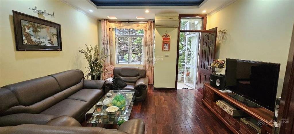 Bán gấp căn liền kề 80m2 4 tầng 24 tỷ làng việt kiều châu âu mỗ lao hà đông