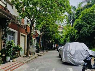 Bán gấp căn liền kề 80m2 4 tầng 24 tỷ làng việt kiều châu âu mỗ lao hà đông