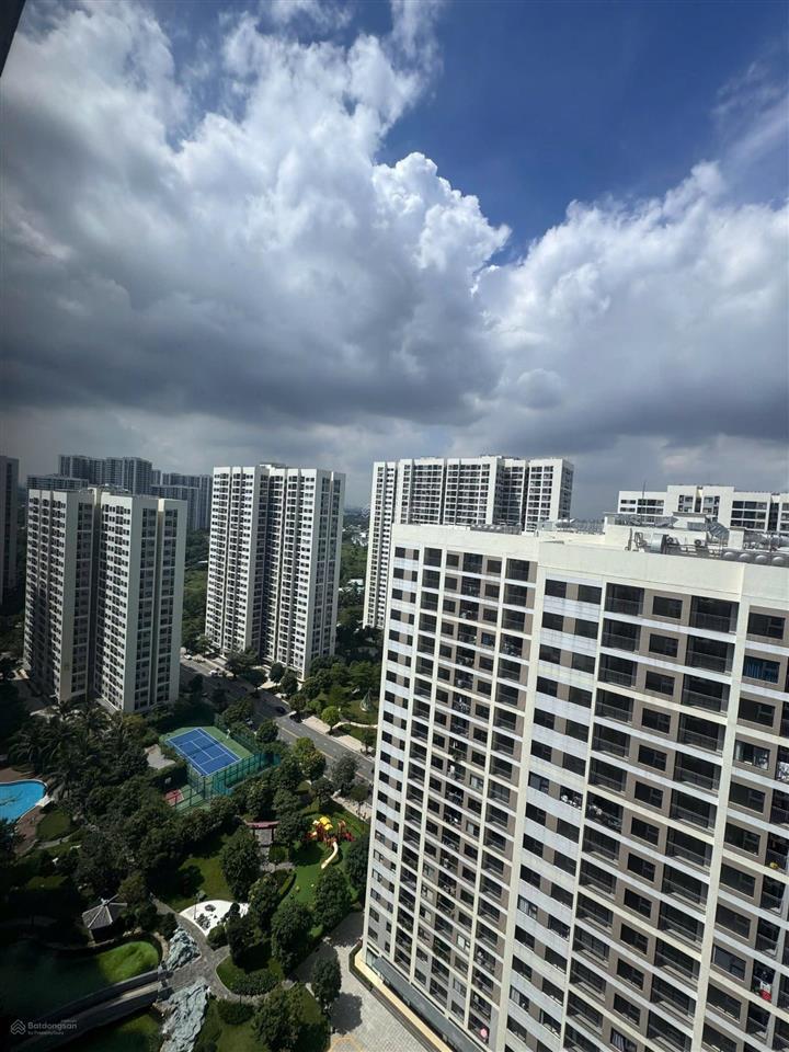 Bán lỗ căn 1pn+ vinhomes grand park diện tích 47m2 giá gốc 2.8ty bán 2.6ty bao hết . 0941 761 ***