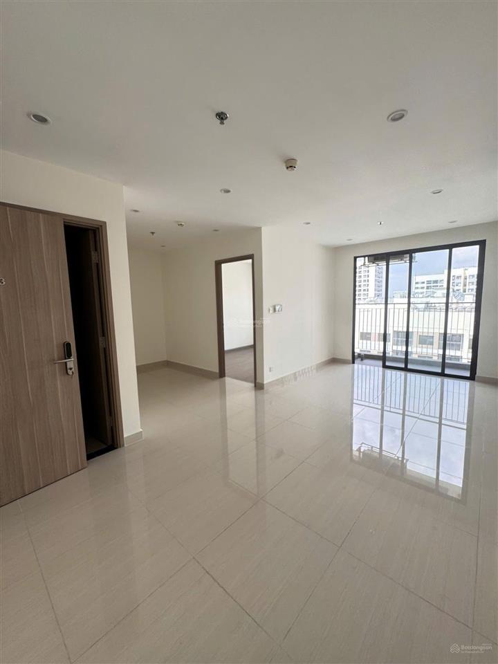 Bán lỗ căn 1pn+ vinhomes grand park diện tích 47m2 giá gốc 2.8ty bán 2.6ty bao hết . 0941 761 ***