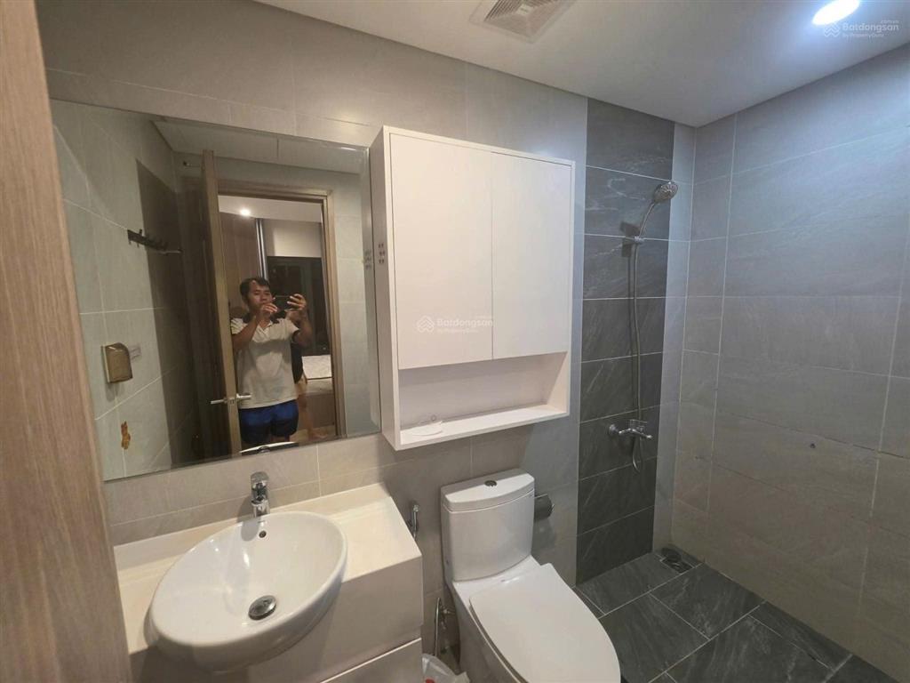 Bán rẻ căn 2pn 2wc origami vinhomes grand park full nội thất sẳn sổ giá 3.2ty .09761515