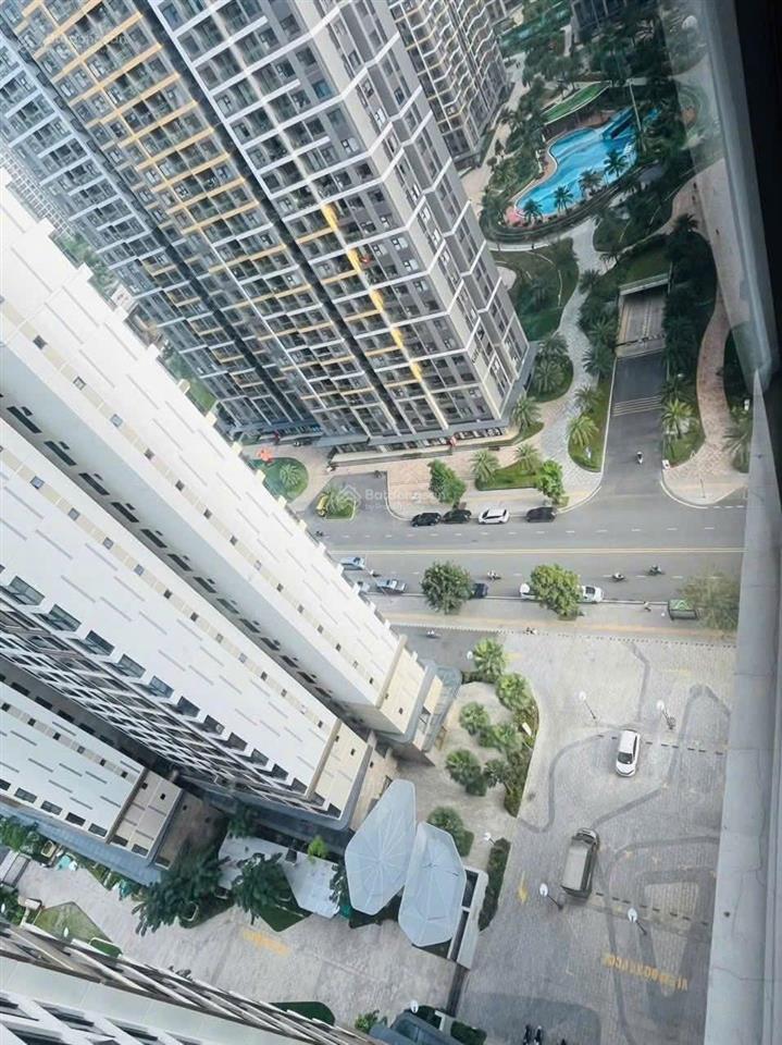 Bán căn 1pn+ masteri centre point 54m2 full nội thất như hình giá 3ty 750tr bao thuế phí