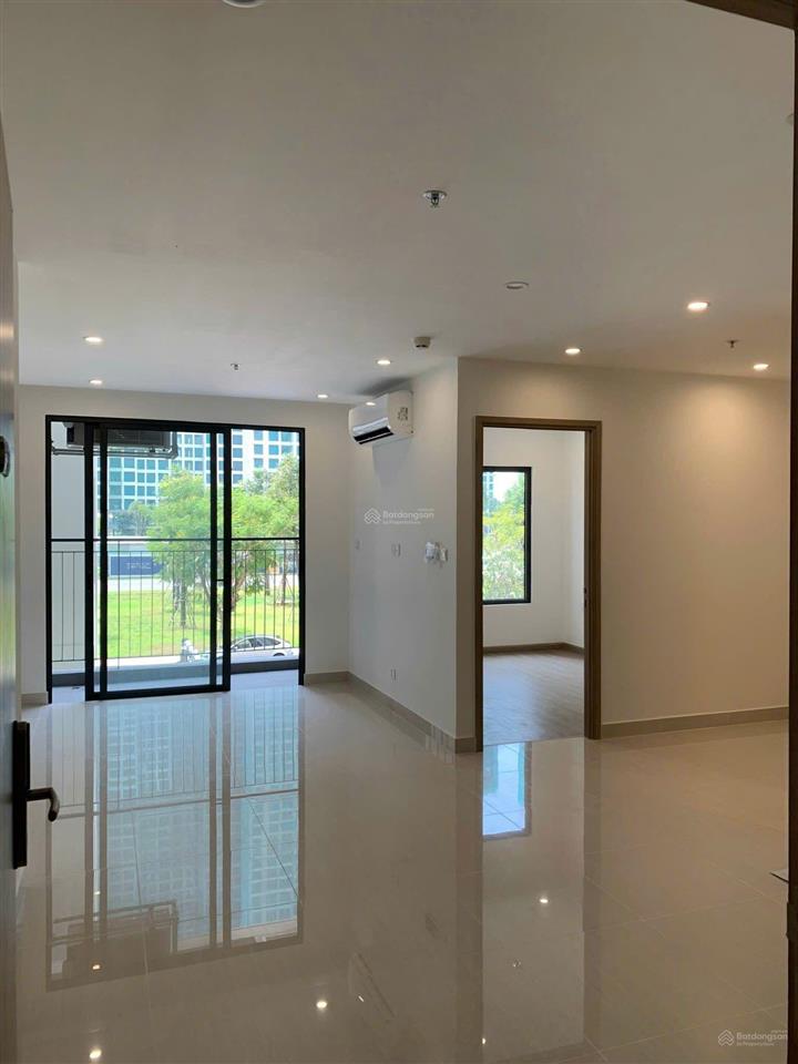 Bán căn 1pn+ 47m2 dự án vinhomes grand park hướng đông nam đả có sổ bán giá 2ty 450tr bao thuế phí