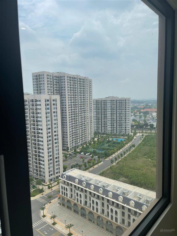 Bán căn studio diện tích lớn 34m2 khu origami vinhomes grand park giá bán 1.8ty bao thuế phí