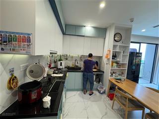Bán gấp căn 2pn 80m2 the beverly căn góc bo giá bán 4,8 tỷ bao thuế phí full nội thất 300tr