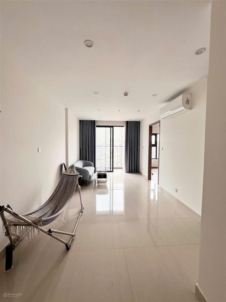Bán căn 2pn 2wc khu origami vinhomes grand park diện tích 59m2 hướng đông nam giá bán 2 tỷ 850tr