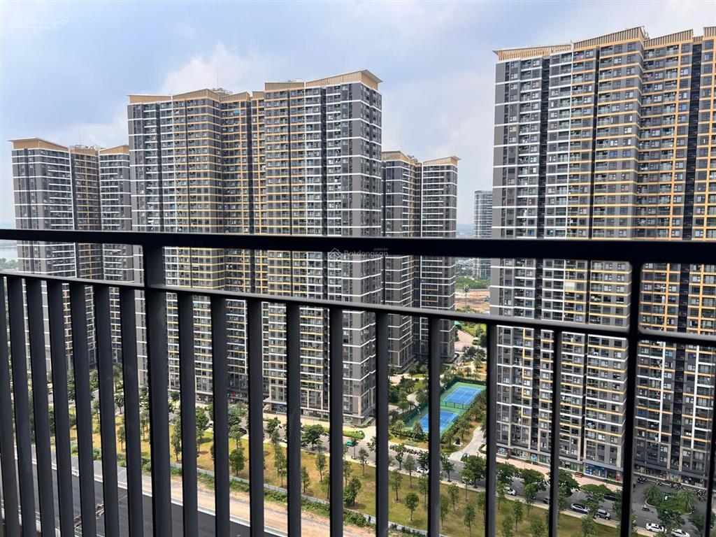 Bán căn 2pn 2wc khu origami vinhomes grand park diện tích 59m2 hướng đông nam giá bán 2 tỷ 850tr