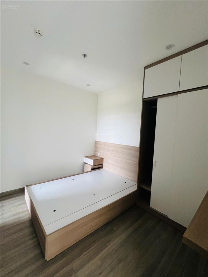 Kẹt ngân hàng cần bán căn 2pn 2wc tòa bs16 vinhomes grand park giá 3ty 050tr full nội thất như hình